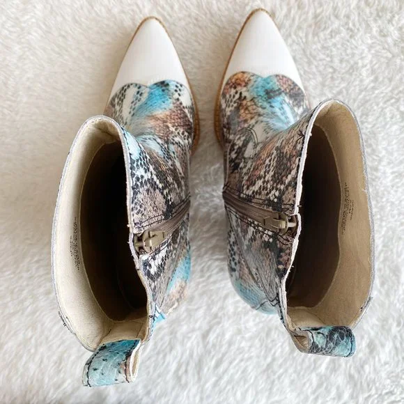 Matisse Desire Women's White-Multi Leather Bootie, Size 8.5M